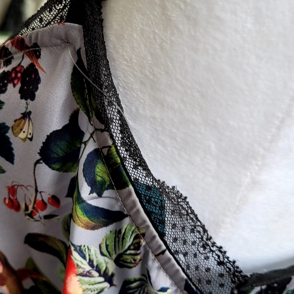 Tank Top - Picture 2 of 7